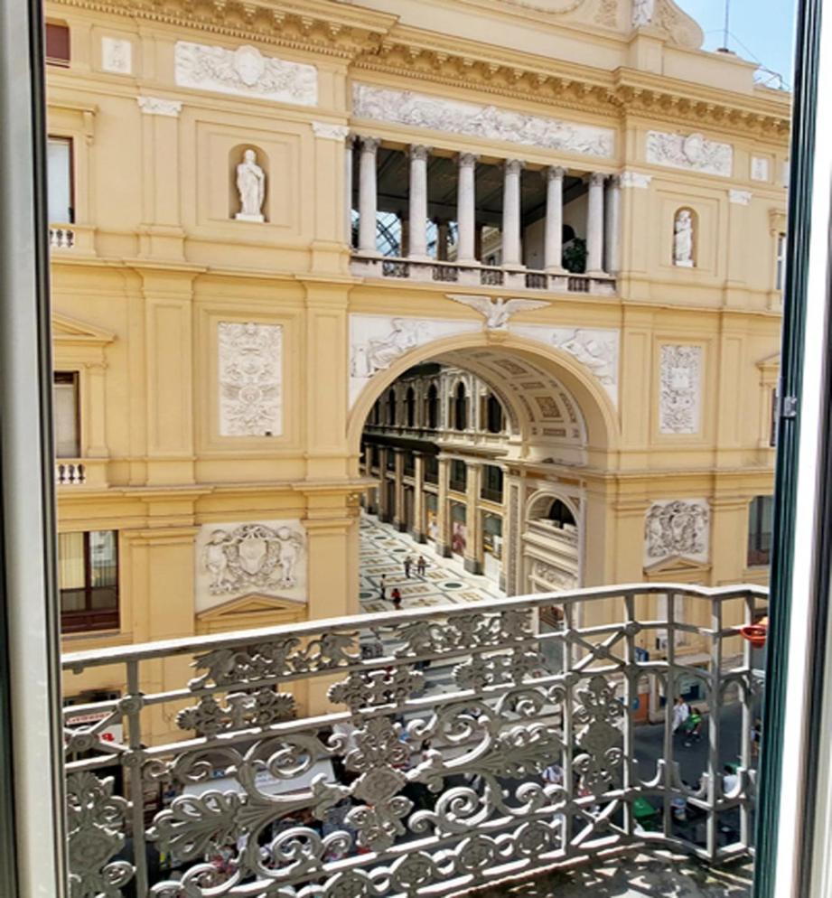 Maison In Centro Naples Exterior photo